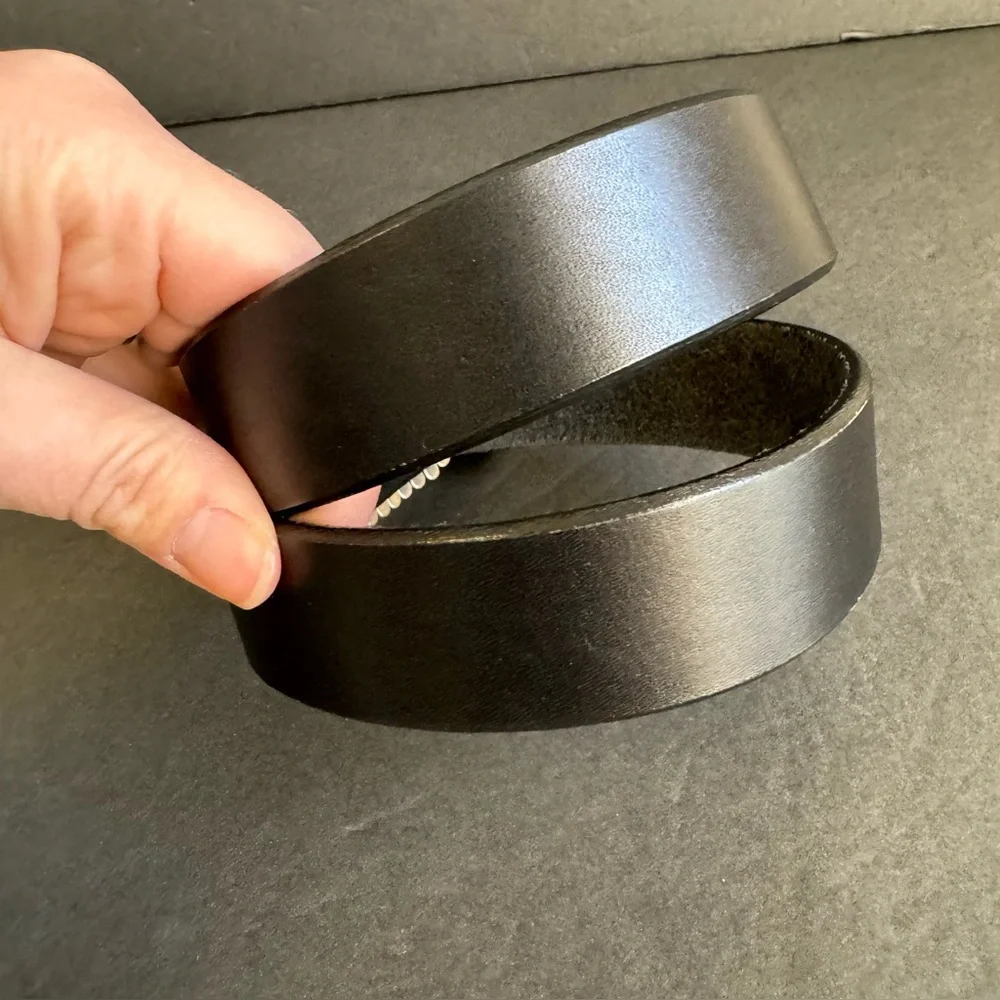 Honest Black Leather Belt Silver Tone Buckle‎ Hardware Brighton Unisex Small 28
